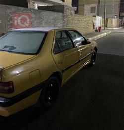 Peugeot 405